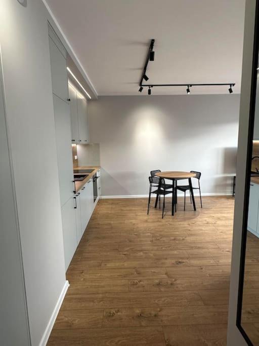 Project Comfort Lazurowa 15A/85 Blisko Jednostki Wat Warszawa Apartment Luaran gambar